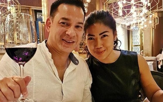 Ari Wibowo dan Inge Anugrah Ari Wibowo dan Inge Anugrah