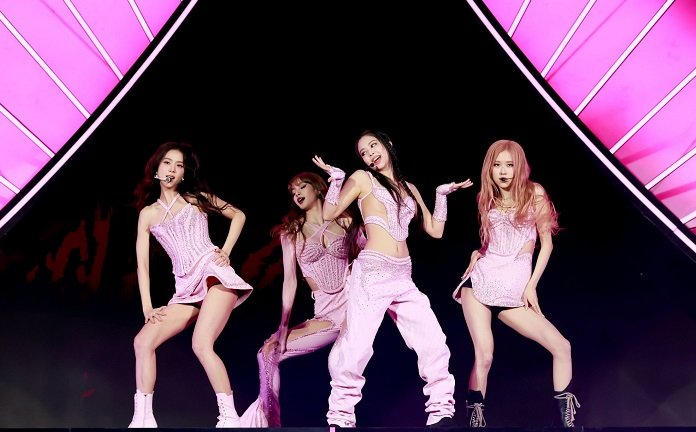 BLACKPINK tampil di Coachella Minggu 2