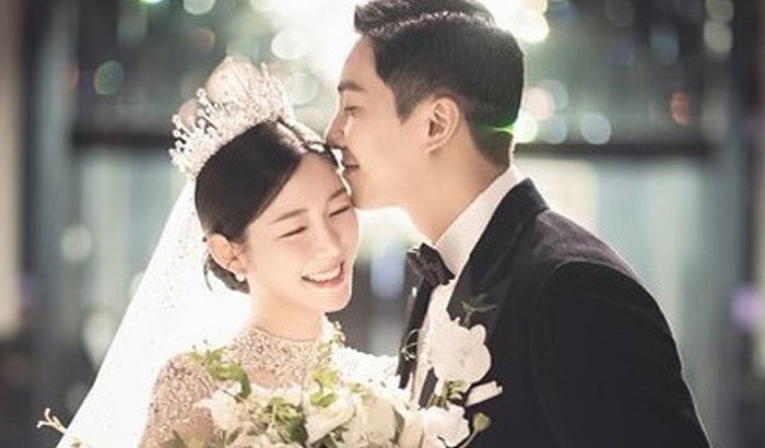 Lee Seung Gi dan Lee Da In menikah