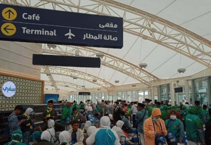 Jamaah haji di bandara