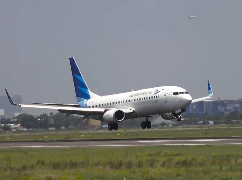 Pesawat Garuda Indonesia