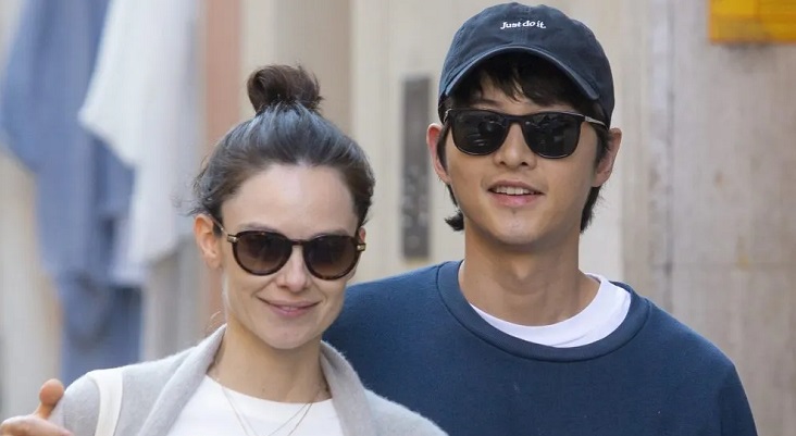 Song Joong Ki dan Katie Louis Saunders