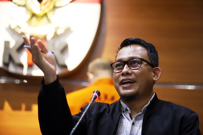 Ali Fikri