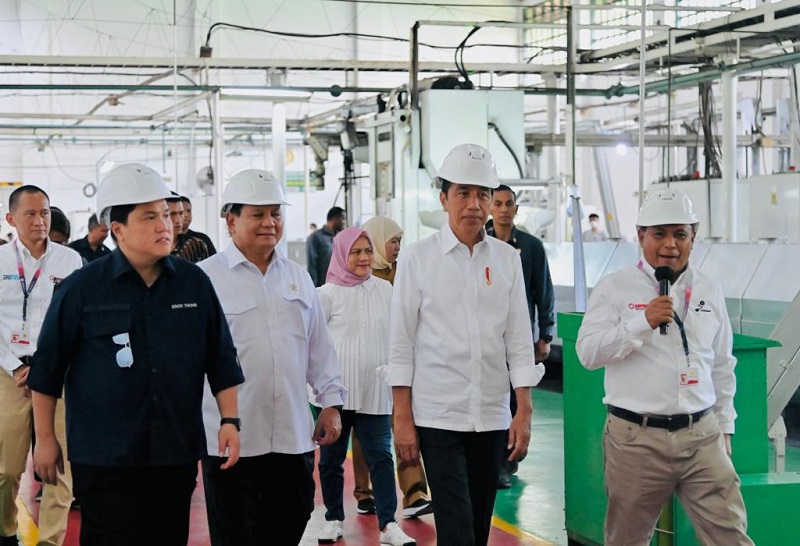 Jokowi dan Prabowo ke Pindad