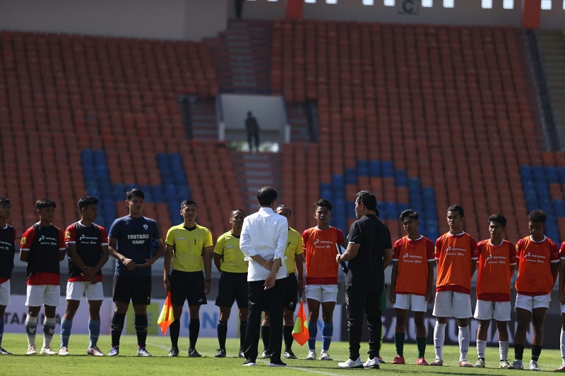 Presiden Jokowi di Seleksi Timnas U-17