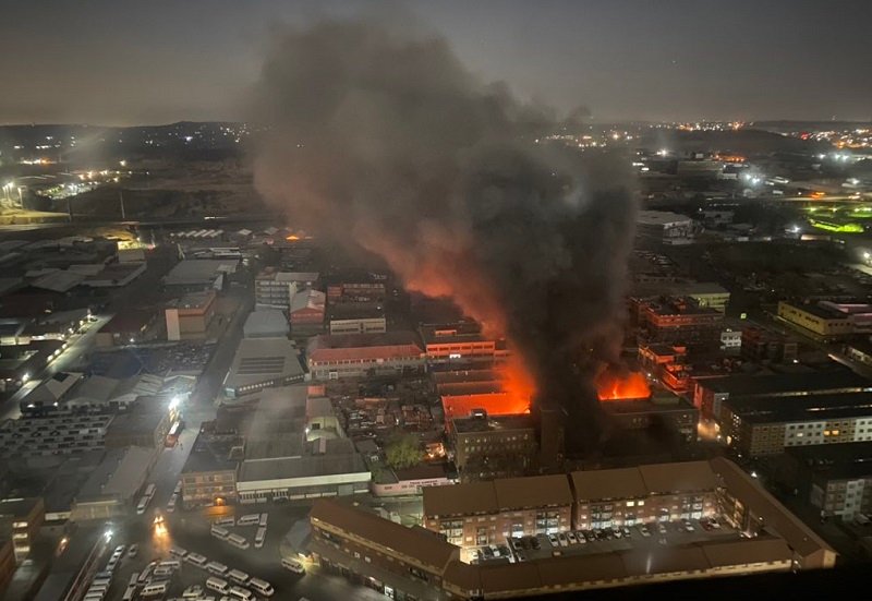 Gedung lima lantai yang terbakar di Johannesburg