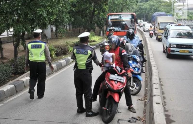Pelanggan Lalu Lintas
