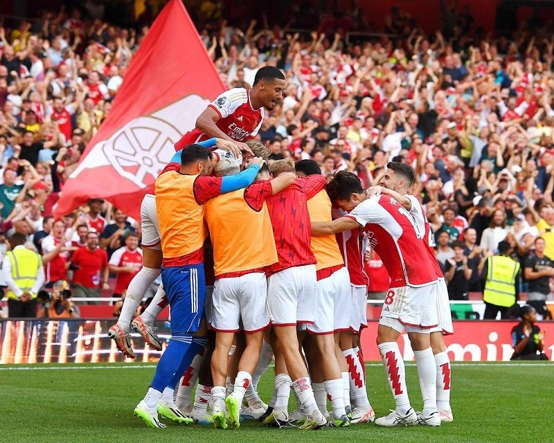 Skuad Arsenal saat lawan MU