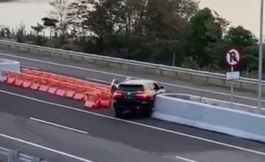 Viral Putar Balik di Jalan Tol