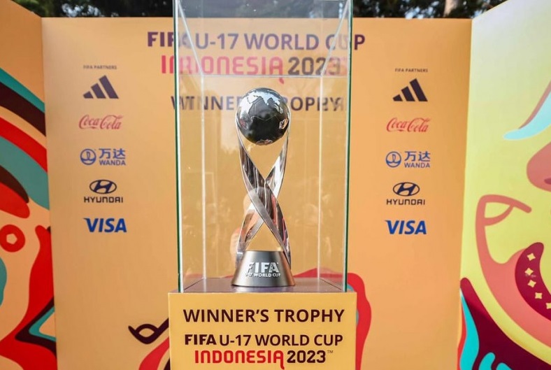 Trofi Piala Dunia U-17 2023