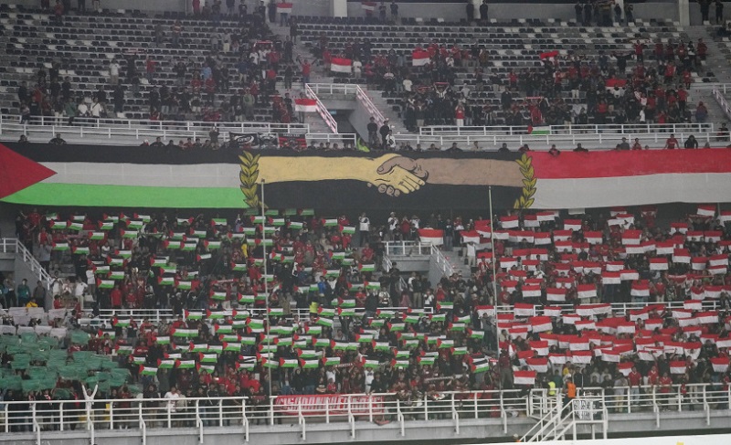 Dukungan Supporter Liga 1 untuk Palestina