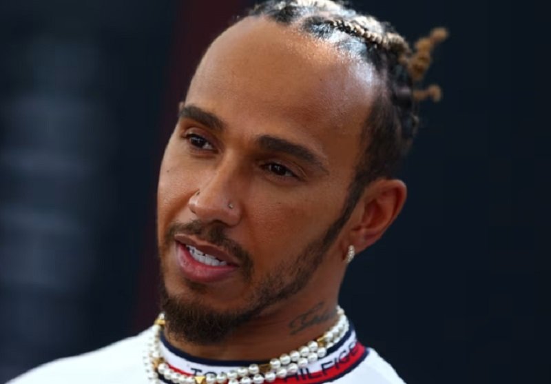 Pembalap Mercedes AMG, Lewis Hamilton Pembalap Mercedes AMG, Lewis Hamilton