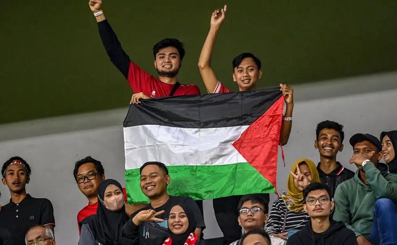 Pengibaran bendera Palestina