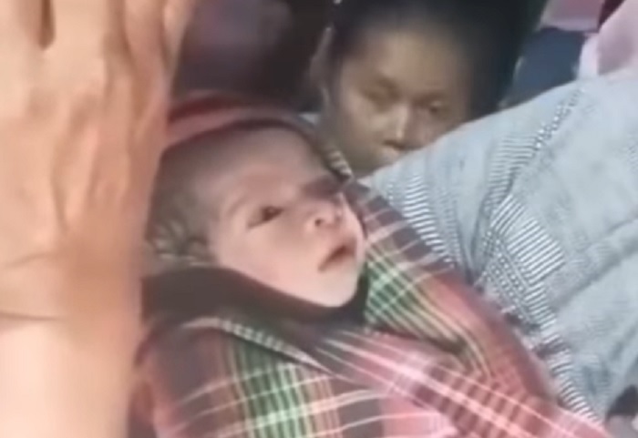 Viral penemuan bayi terbungkus kantong kresek-Holopis.com