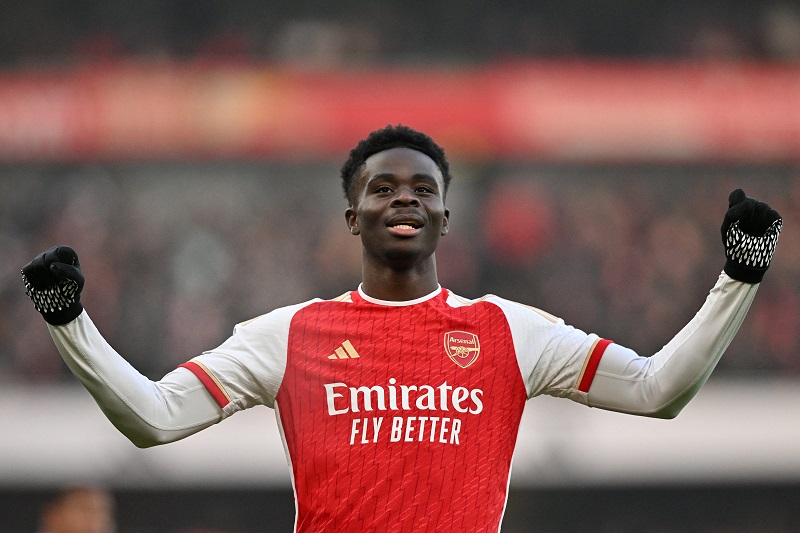 Bukayo Saka-Holopiscom