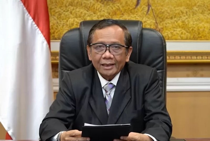 M Mahfud MD -Holopiscom