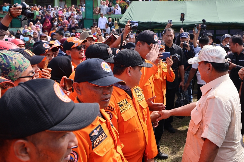 Menhan Prabowo di Padang