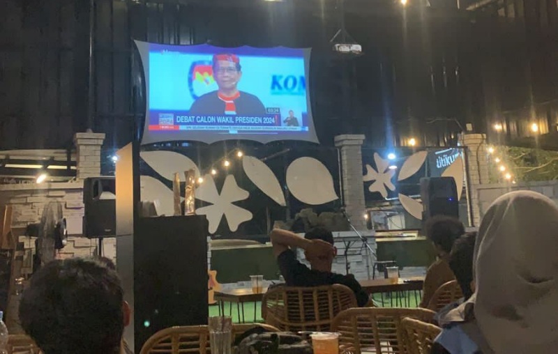 Pemuda dan Mahasiswa Nobar 2