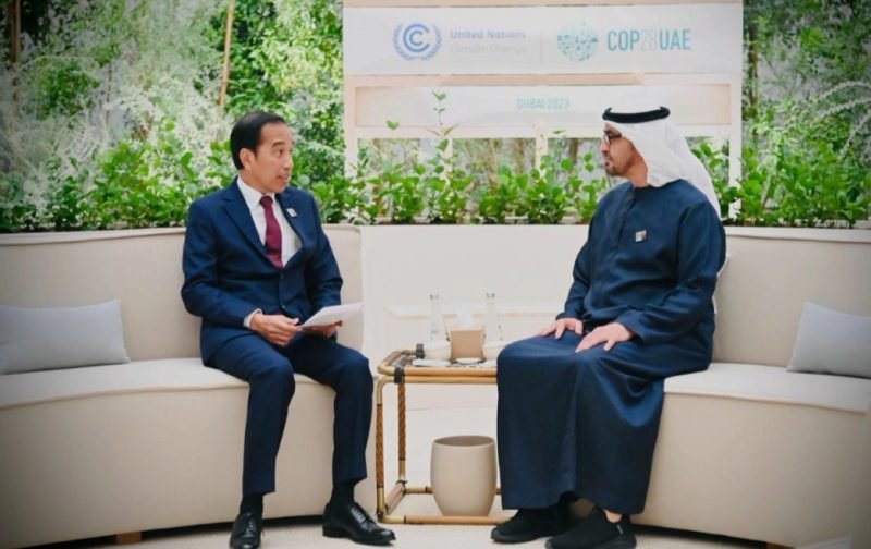 Presiden Jokowi bersama MBZ -Holopiscom