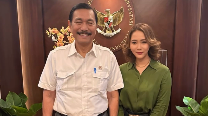 Inul Daratista dan Luhut Binsar