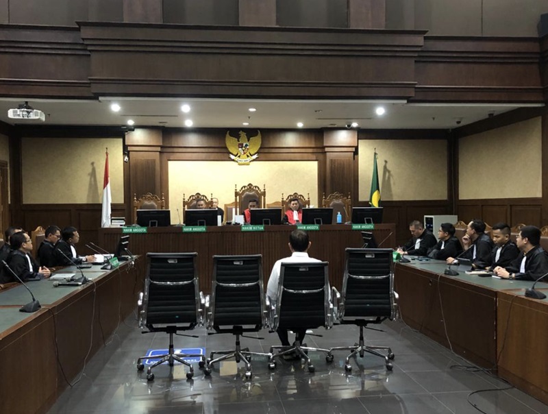 Sidang Rafael Alun -Holopiscom