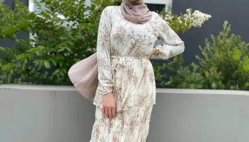 Dress putih maxi