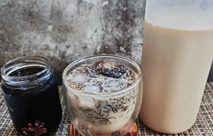 Es Susu Kurma Cincau Serut