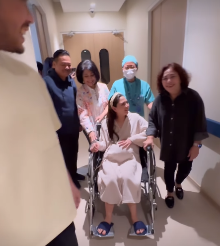 Momen Jessica Mila Ditemani Keluarga Mertua Saat Melahirkan Bikin Terharu 2 Jessica Mila