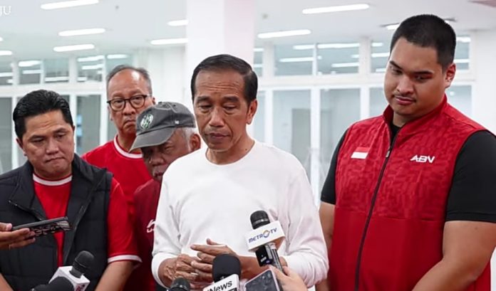 Jokowi -Holopiscom