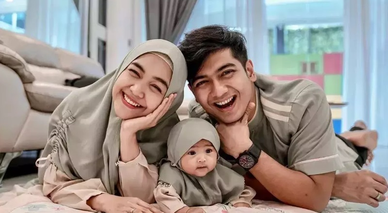 Ria Ricis dan Teuku Ryan
