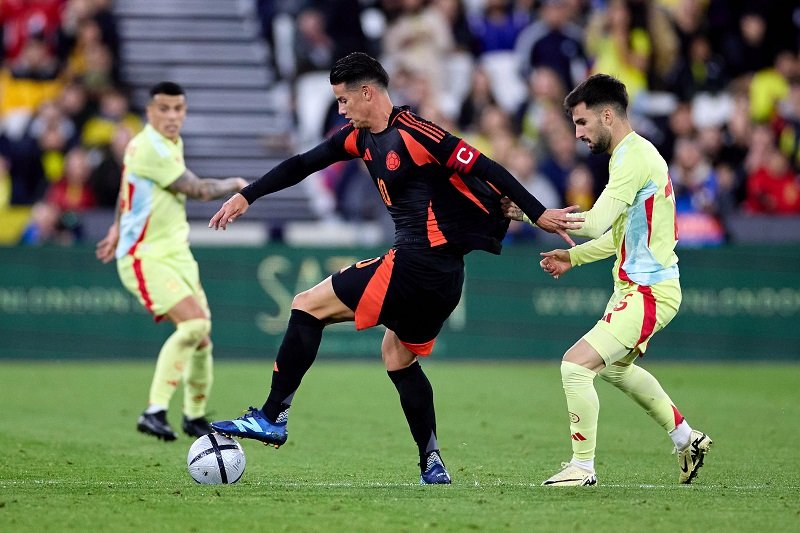 Spanyol vs Kolombia
