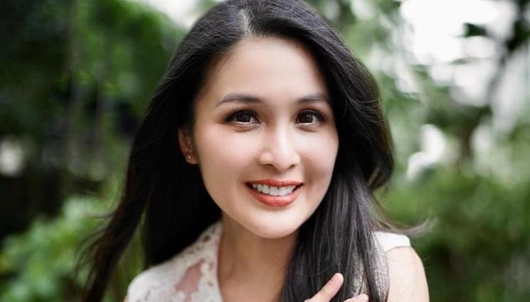 Sandra Dewi