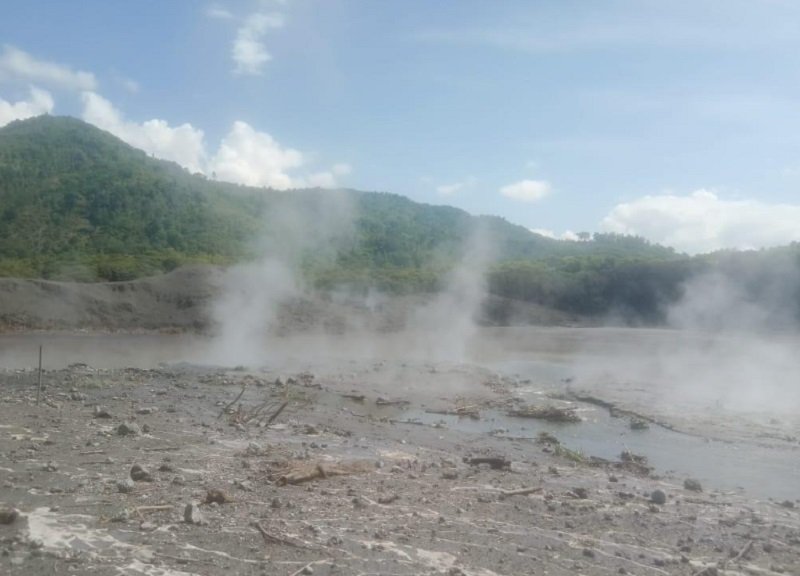 Erupsi Kawah Nirwana Lampung