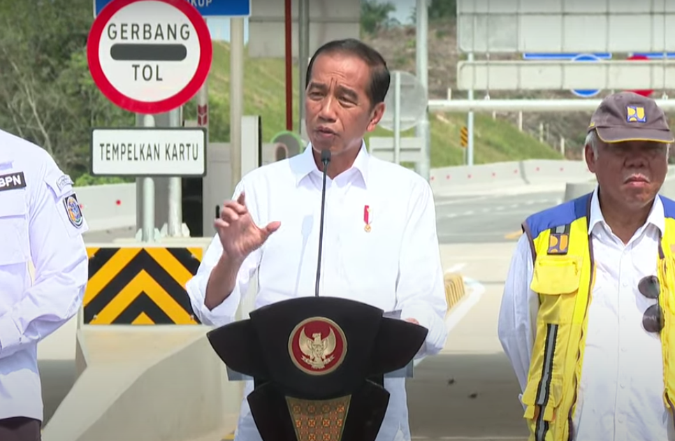 Joko Widodo HOLOPIS