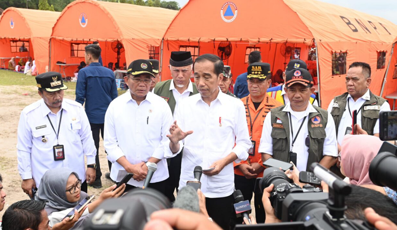 Jokowi di Sumbar