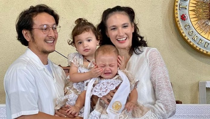 Nadine Chandrawinata dan Dimas Anggara