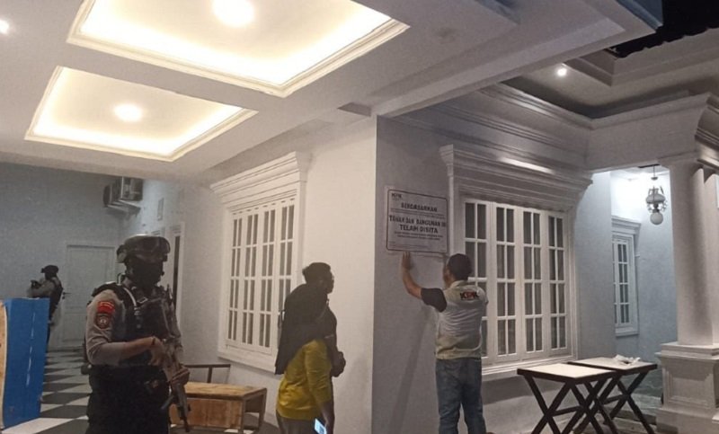 Penyitaan Rumah SYL di Makassar Penyitaan Rumah SYL di Makassar