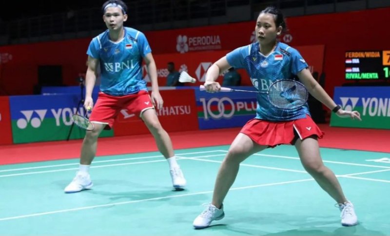 Rinov Rivaldy Pitha Haningtyas Mentari