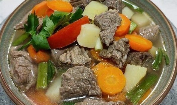 Sop daging sapi
