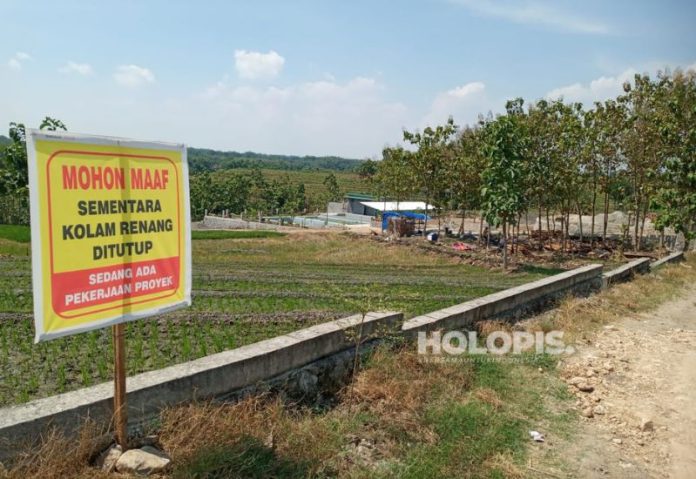 plang proyek kolam renang pangonan