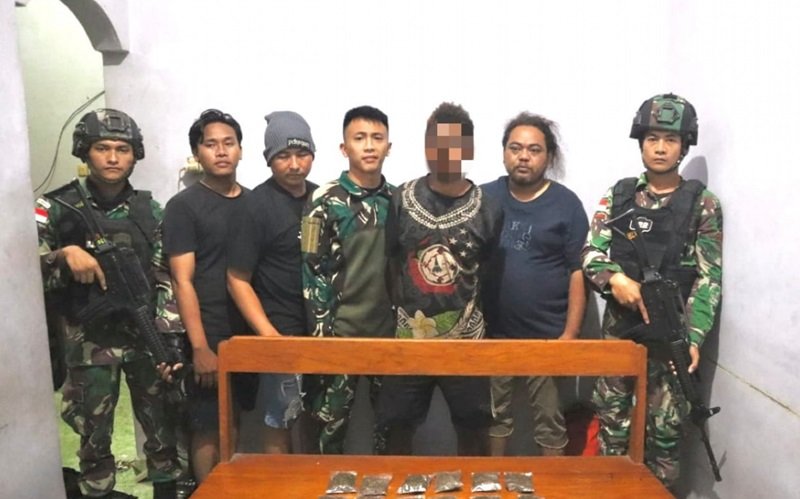 tni tangkap pengedar ganja
