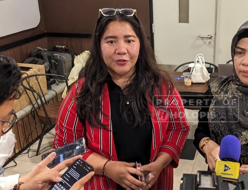 Betty Pegadaian Galeri 24