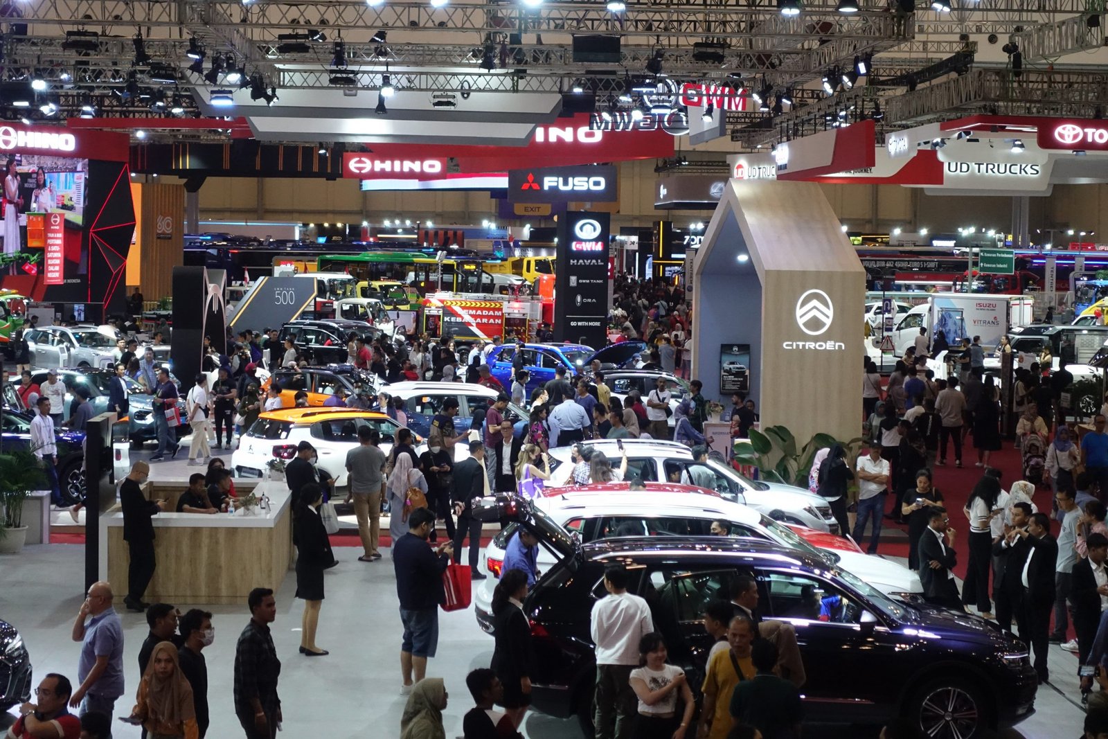 GIIAS 2024 Holopis