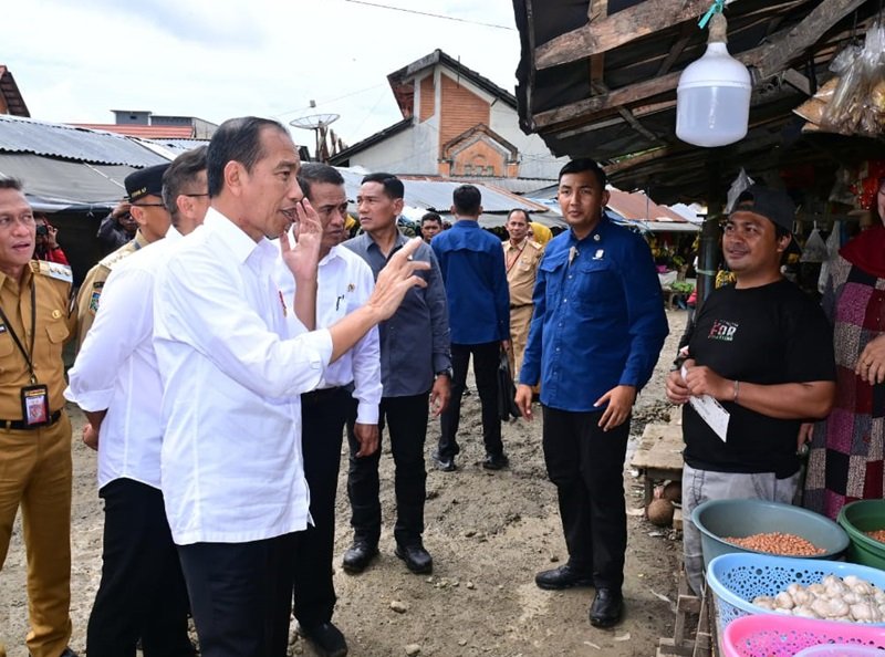 Jokowi di Bone