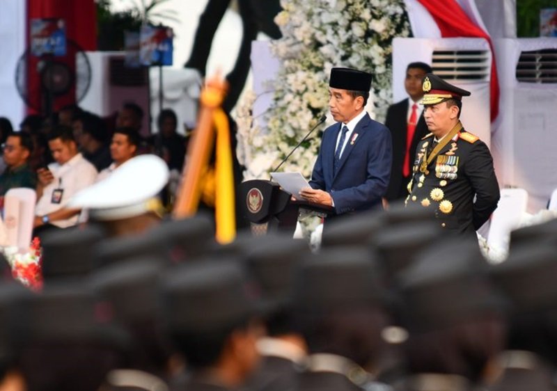 jokowi di hut 78 polri