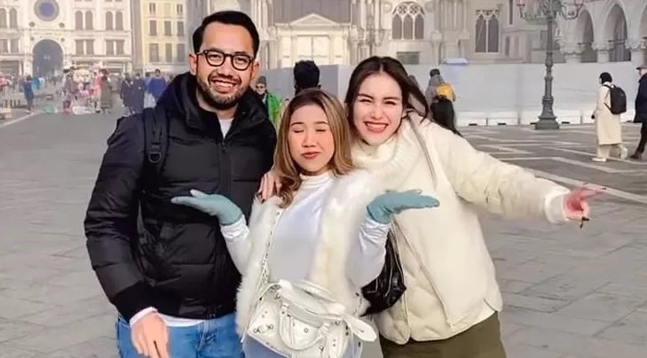 Kiky Saputri dan Ayu Ting Ting