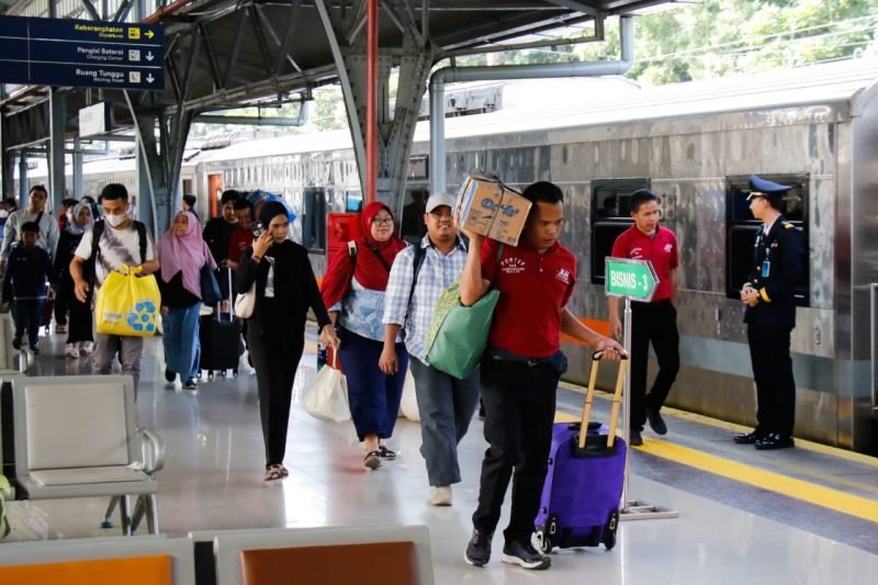 Penumpang kereta api