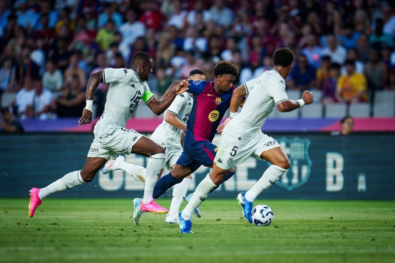 Barcelona vs AS Monaco