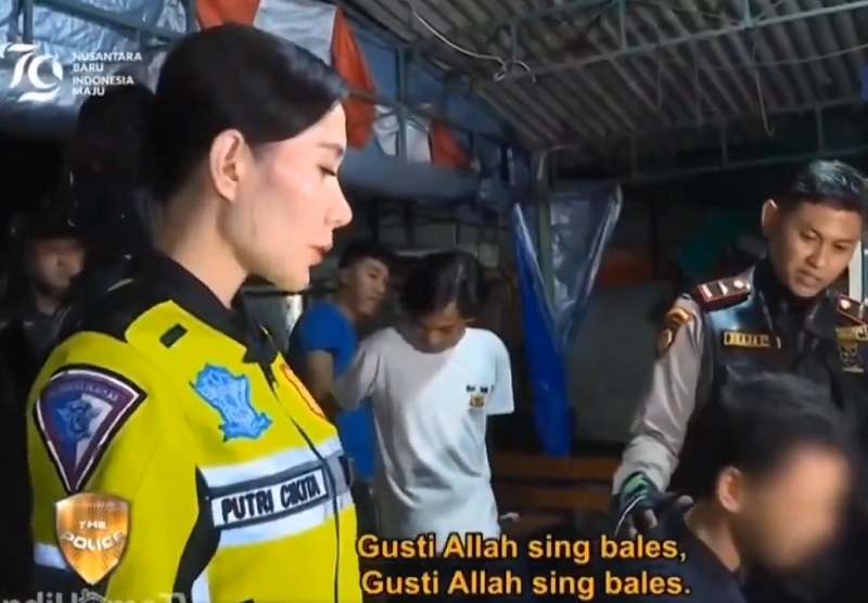 Briptu Putri Sirty Cikita Sabunge - Briptu Putri Sirty Cikita Sabunge -