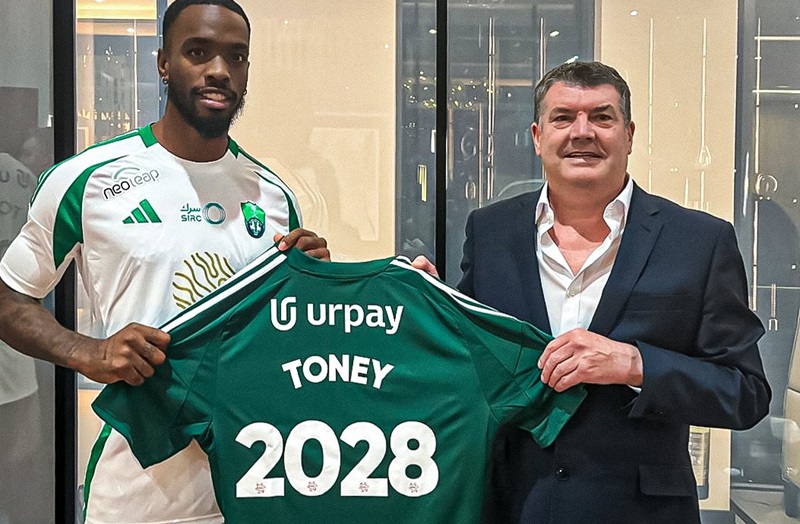Ivan Toney Gabung Al Ahli